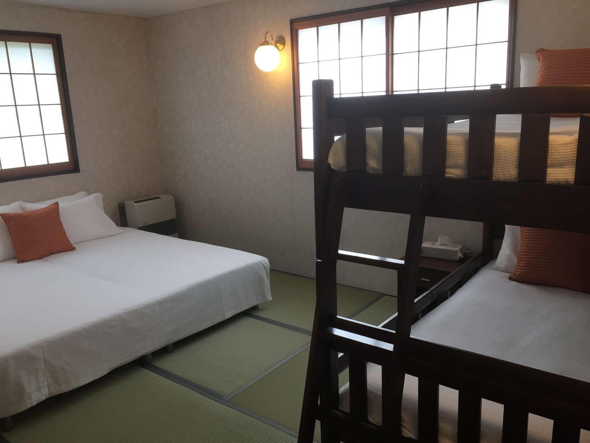 Red Door Lodge Hakuba Ngoại thất bức ảnh