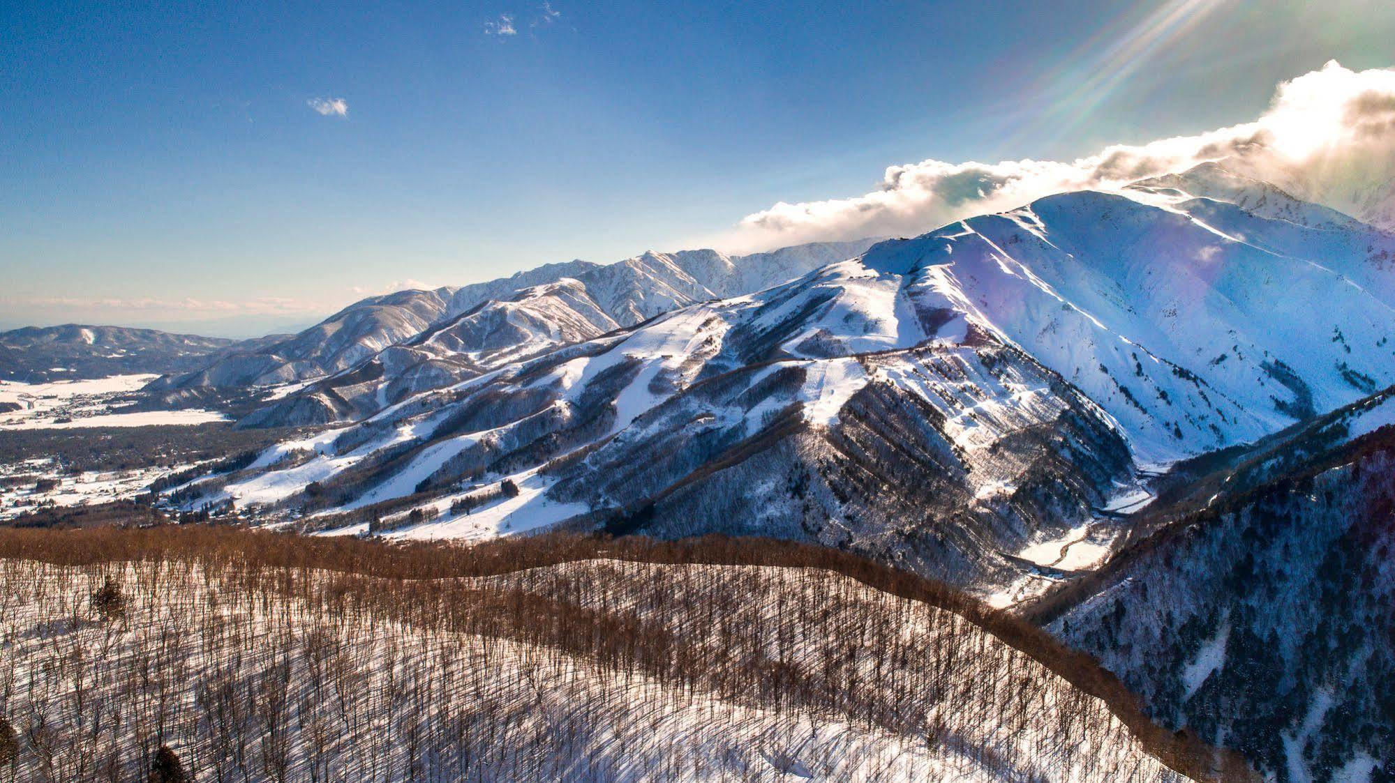 Red Door Lodge Hakuba Ngoại thất bức ảnh